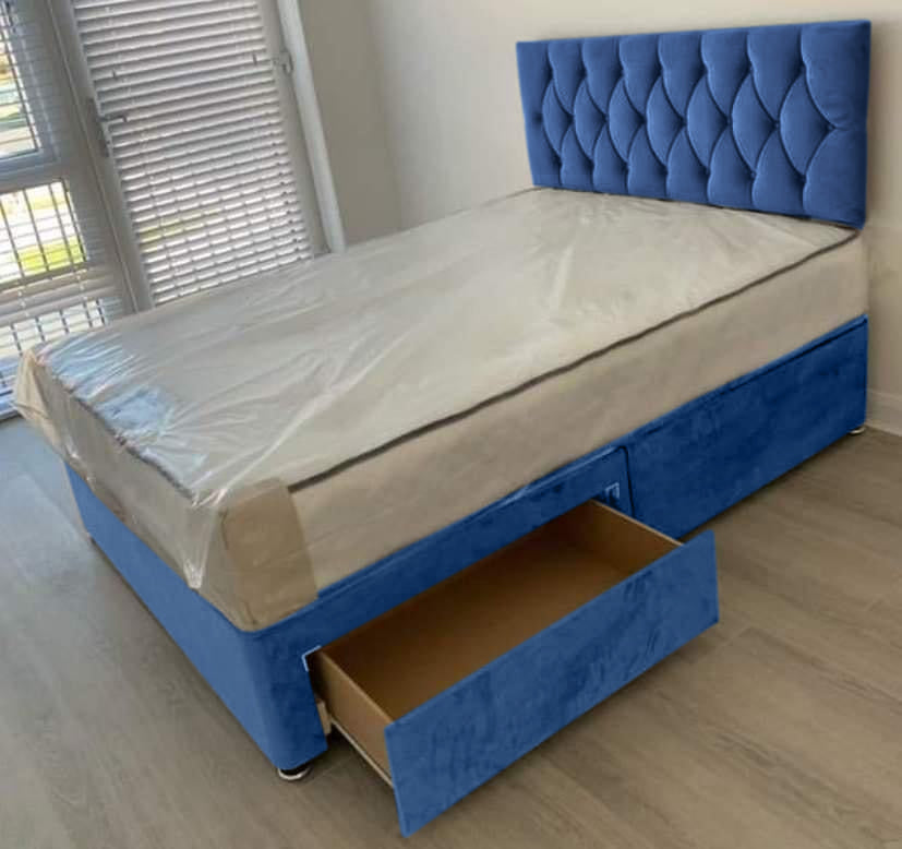 Chesterfield ( Divan ) Beds