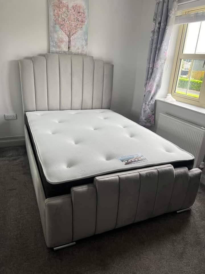 Newcastle ( Frame ) Beds