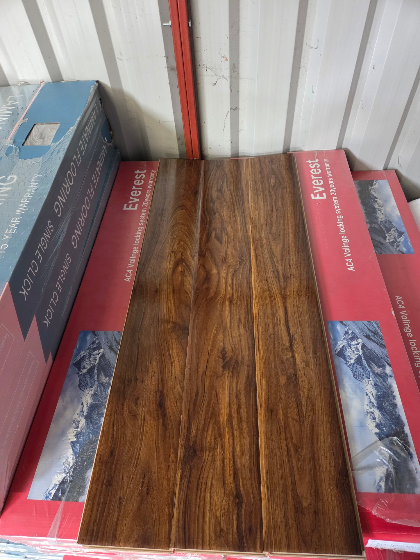 Calgary Wallnut 12mm High Gloss Laminated Flooring