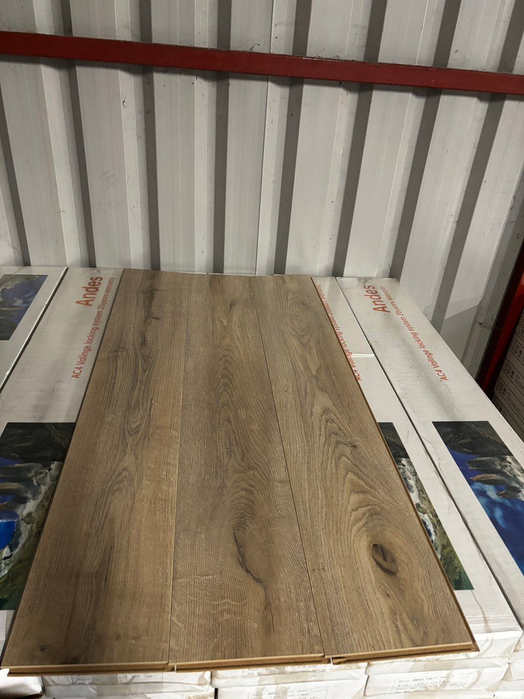Paris Laminated Flooring 8mm
