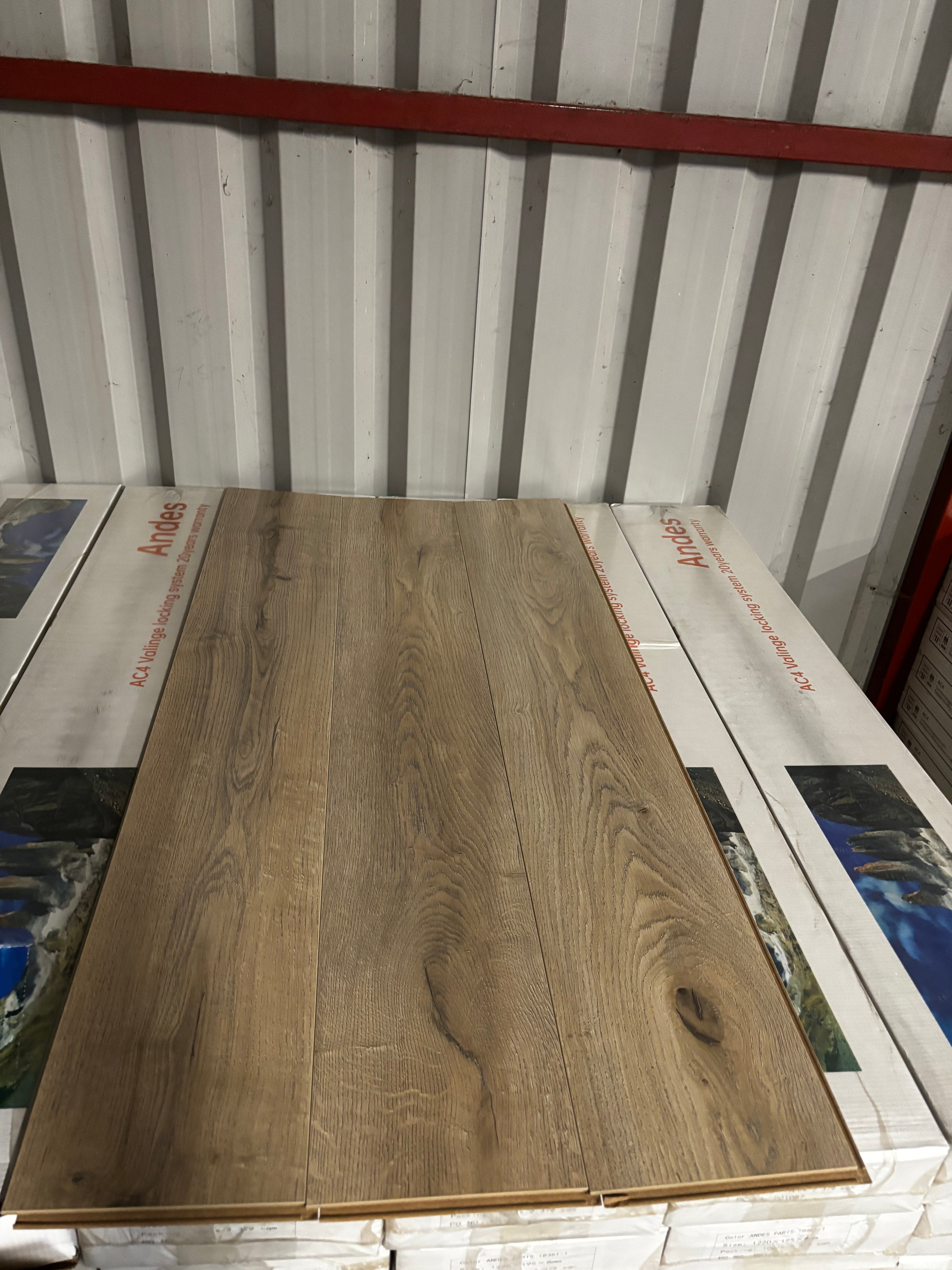 Paris Laminated Flooring 8mm