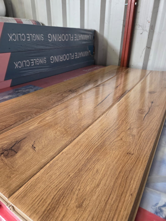 Rome Oak 12mm High Gloss Laminated Flooring