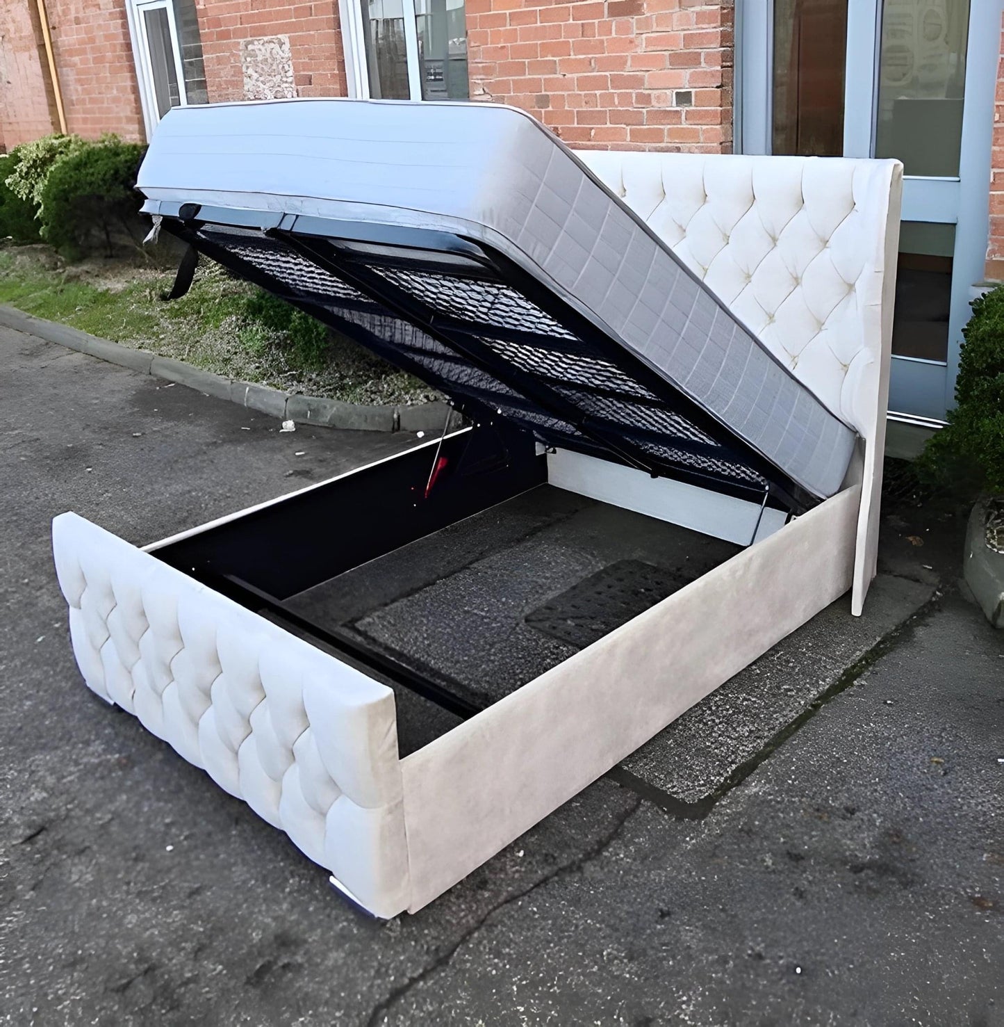 Dubai Wingback ( Frame ) Beds