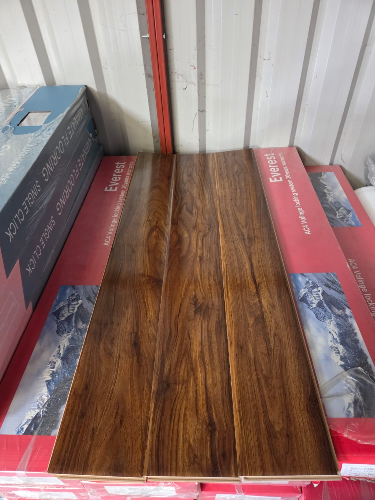 Calgary Wallnut 12mm High Gloss Laminated Flooring