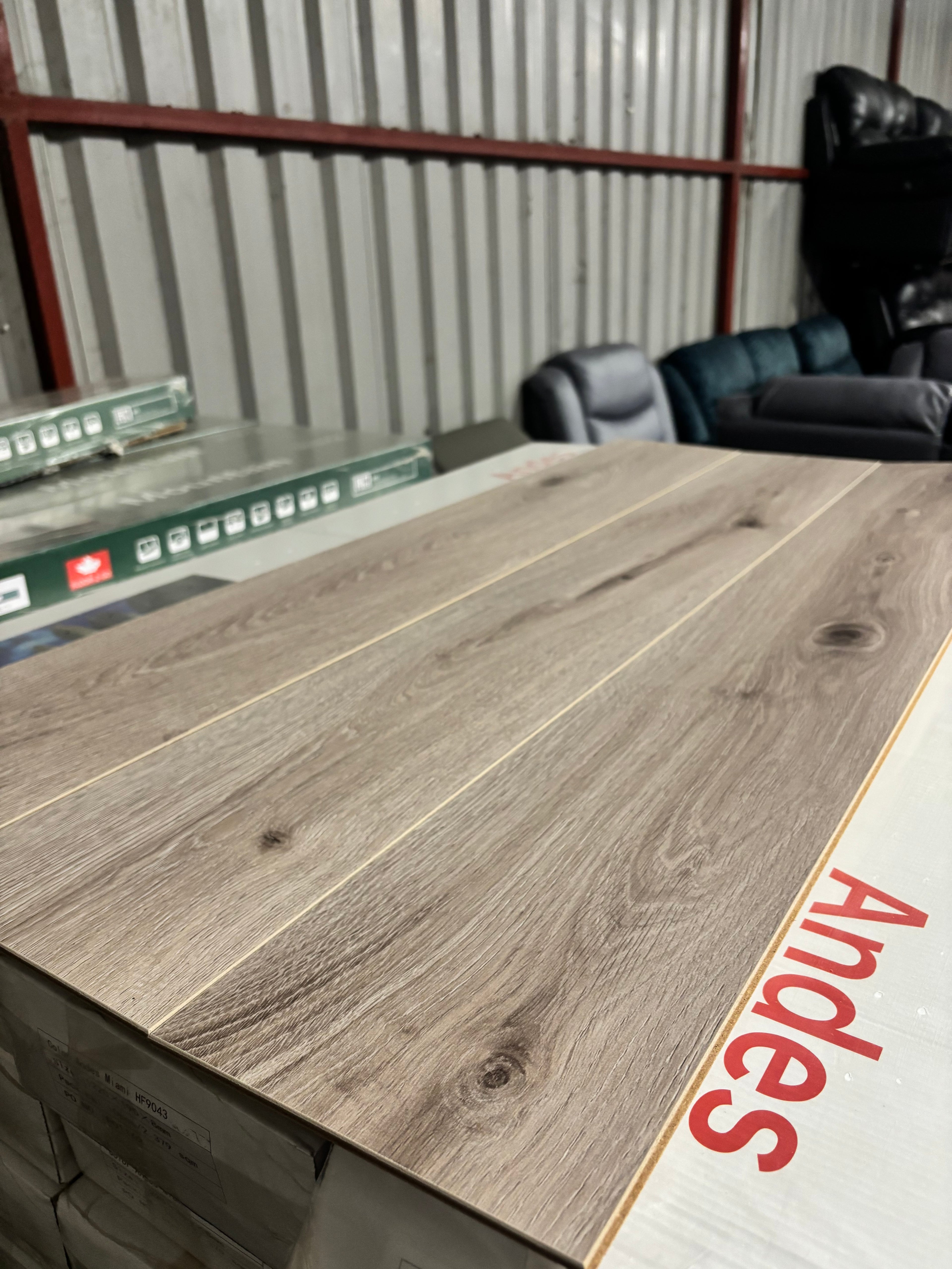 Mountain Irish Grey Laminated Flooring 8mm