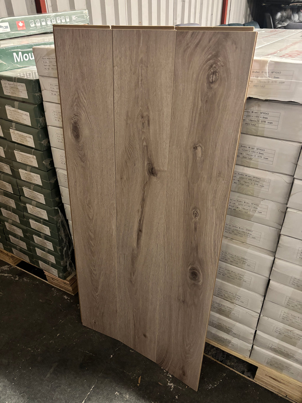 Mountain Irish Grey Laminated Flooring 8mm