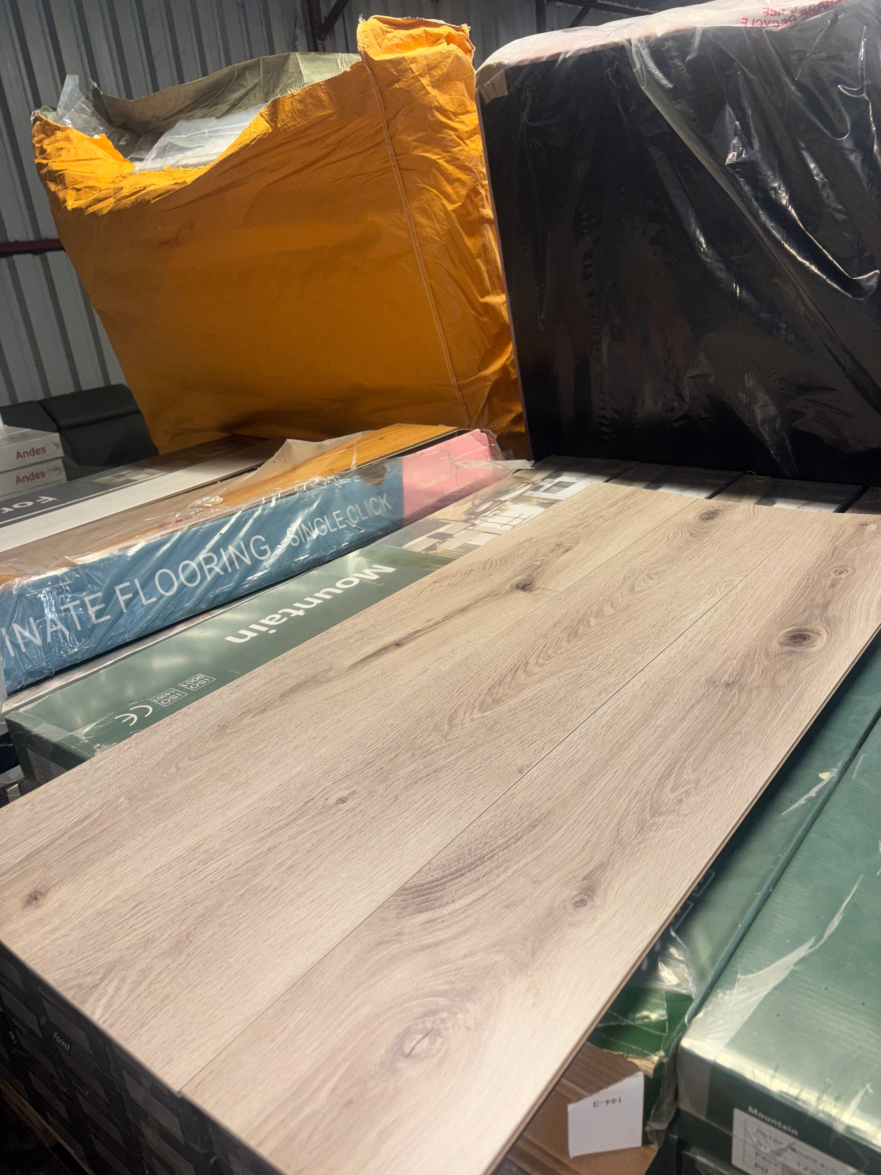 Mountain Irish Grey Laminated Flooring 8mm