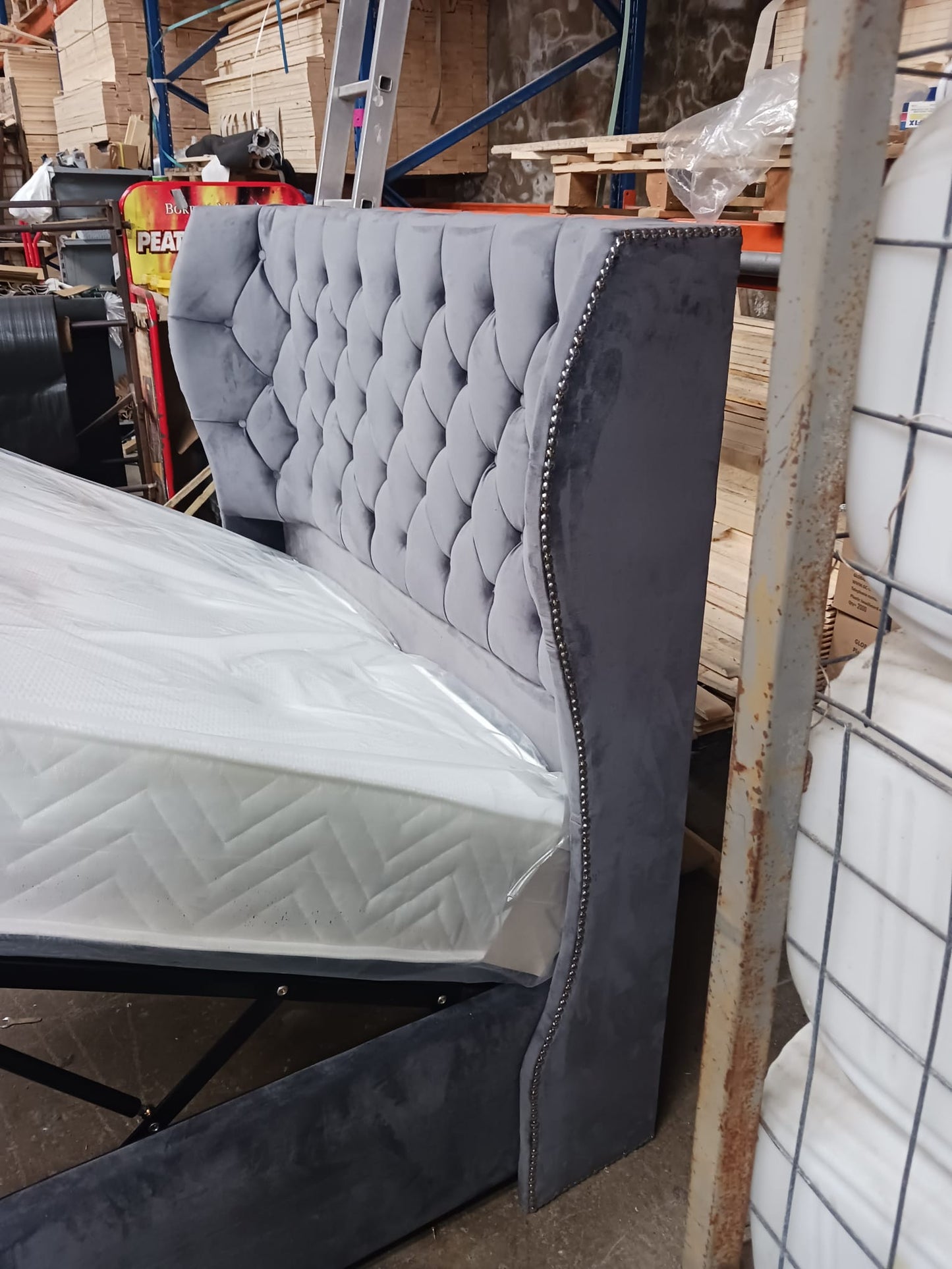 Dubai Wingback ( Frame ) Beds