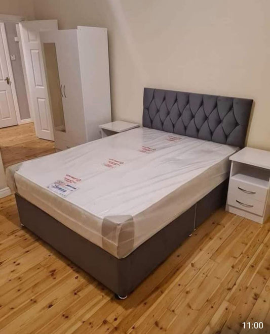 Chesterfield ( Divan ) Beds
