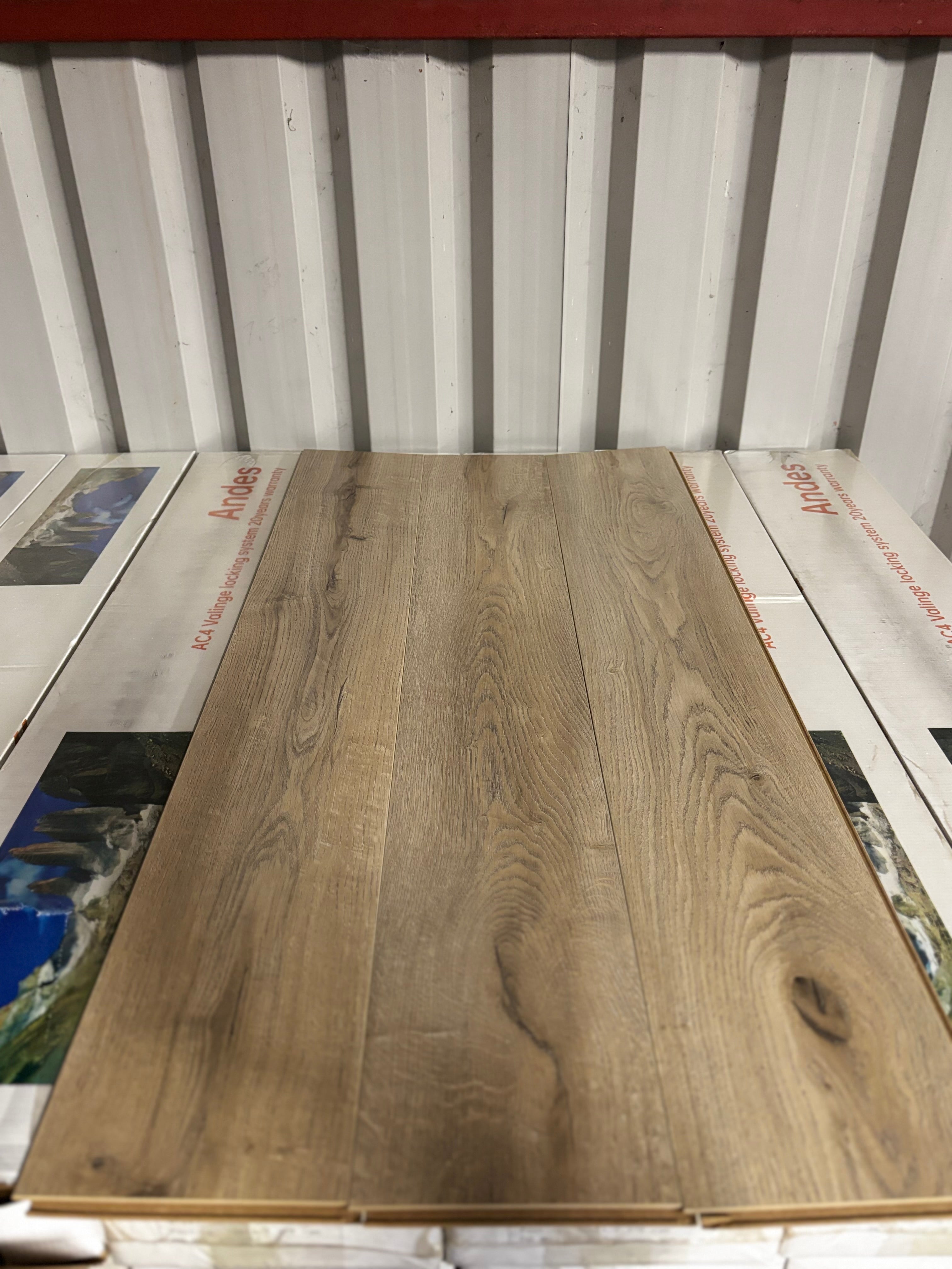 Paris Laminated Flooring 8mm