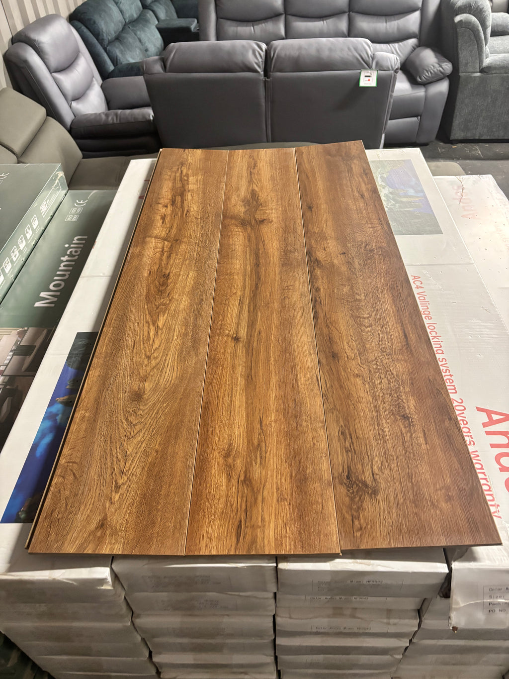 Forest Munich Oak Matt 12mm Laminated Flooring