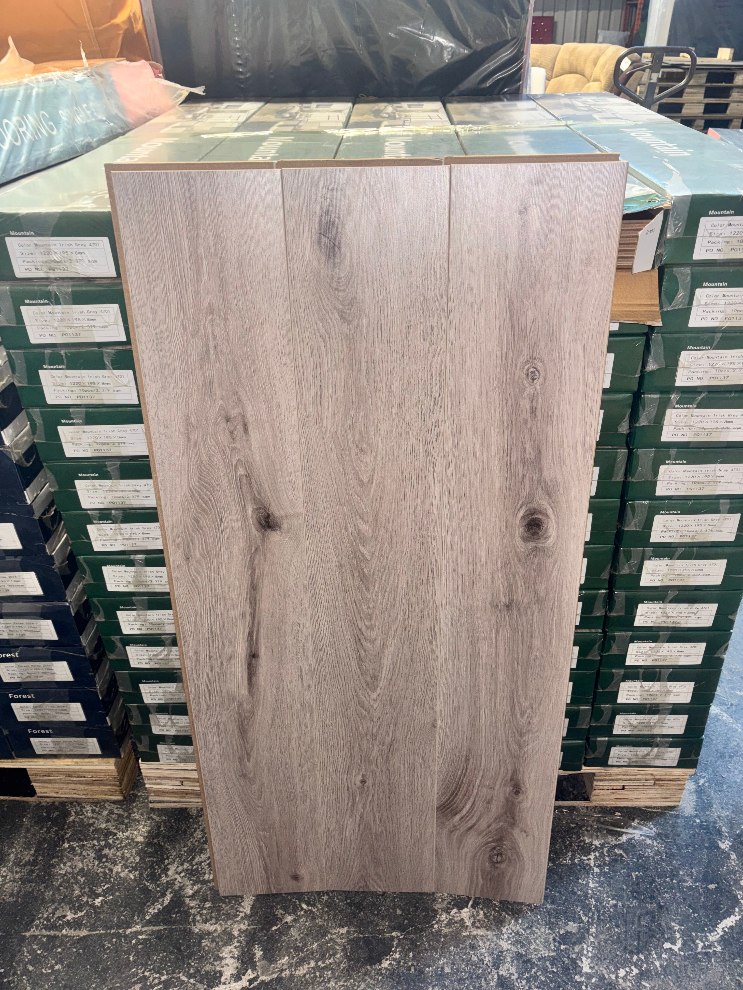 Mountain Irish Grey Laminated Flooring 8mm