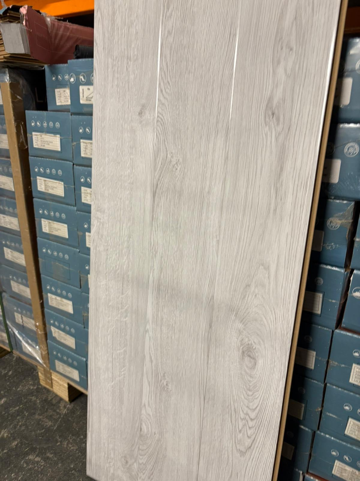 Ice White High Gloss 12mm Laminated Flooring