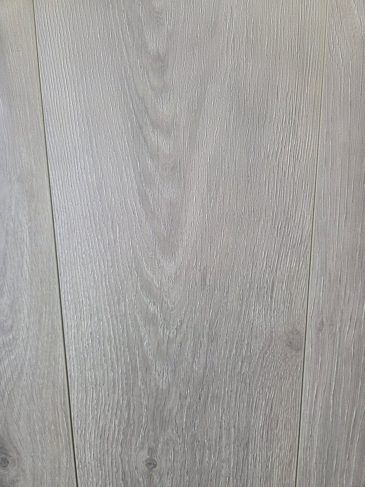 Daverport Grey Laminated Flooring 8mm