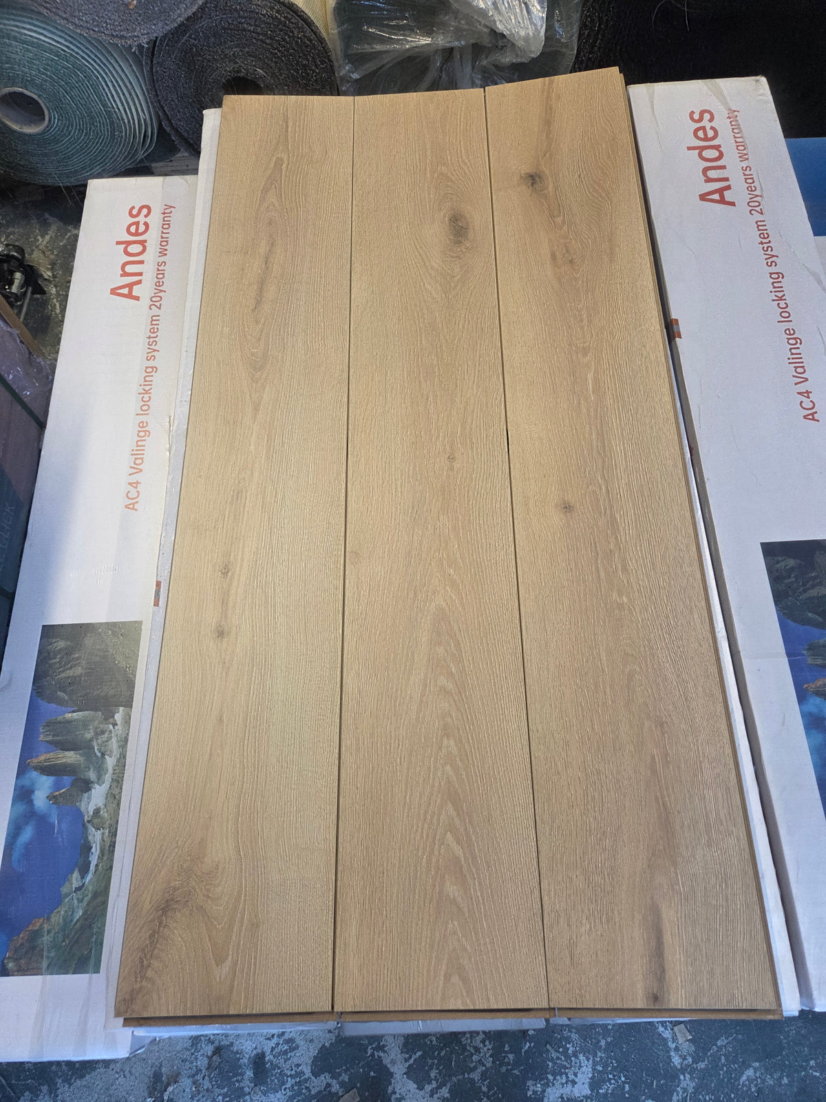 Liffey Oak Laminated Flooring 8mm