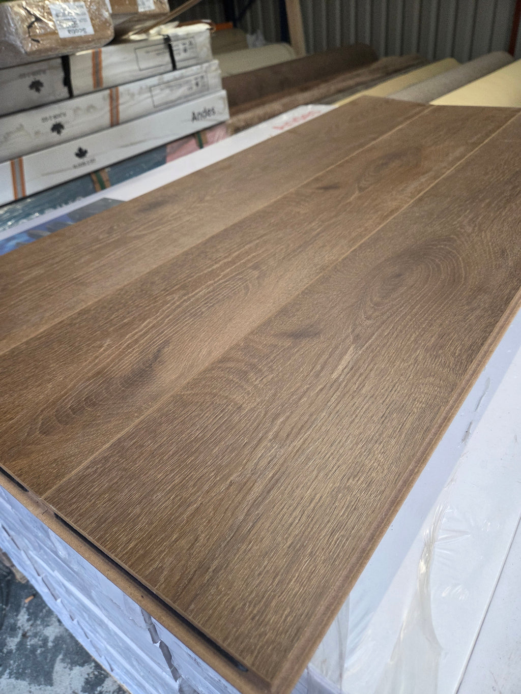 Bourbon Walnut Oak Laminated Flooring 8mm