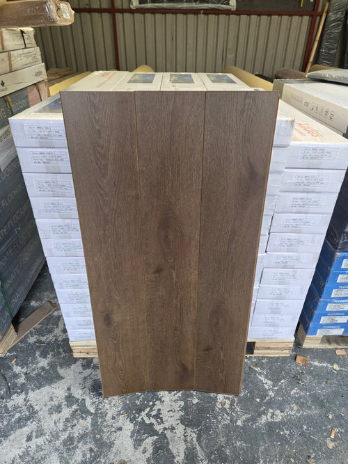 Bourbon Walnut Oak Laminated Flooring 8mm
